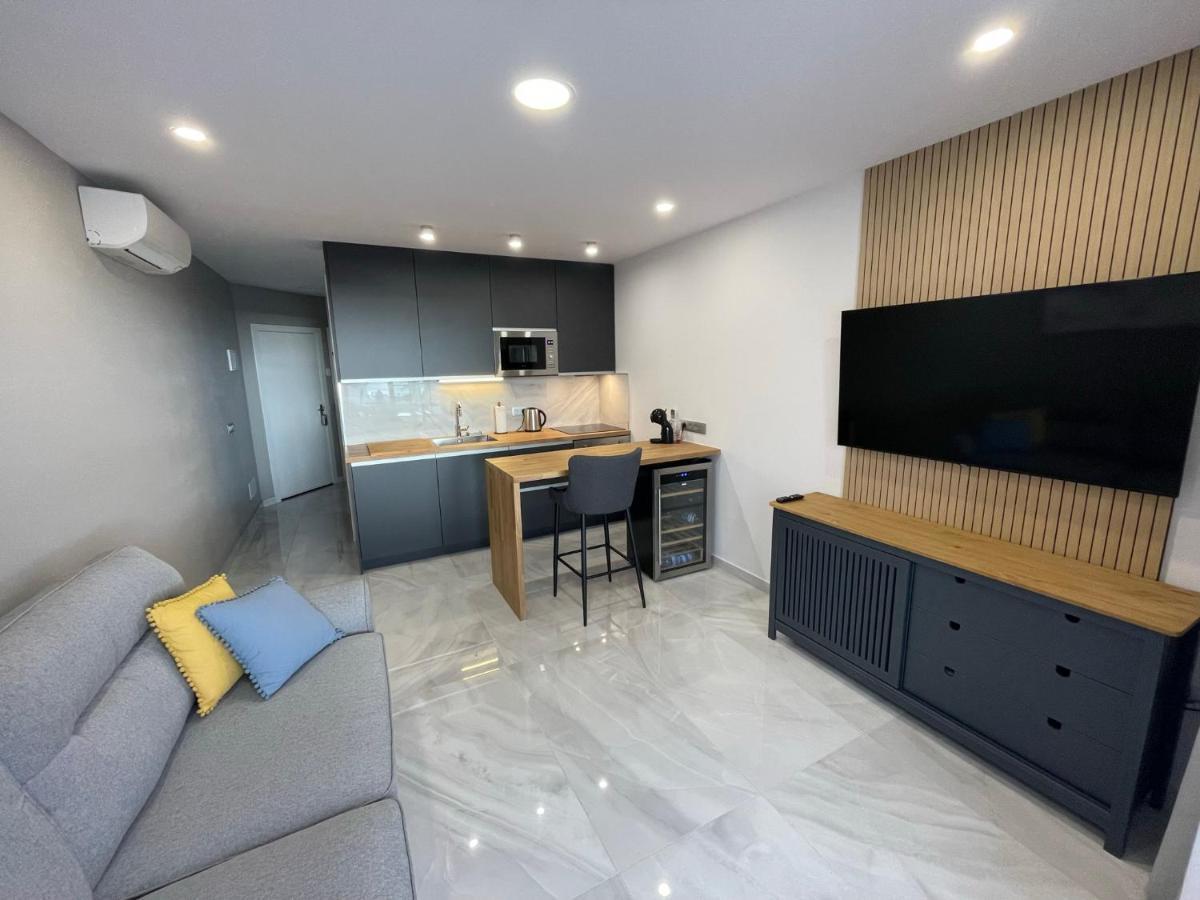 Апартаменти Luxury Diamond - Ocean View, Big Terraces, Air Con, Wifi Лос-Крістіанос Екстер'єр фото